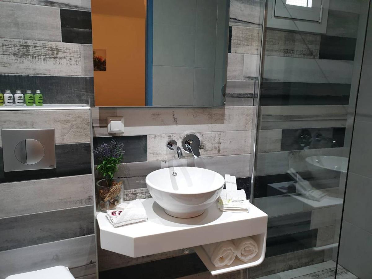 V-Suites 2 Потос Экстерьер фото